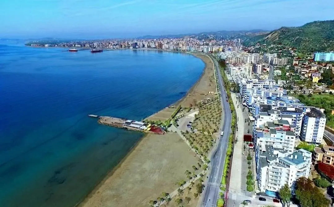 Vlorë Eni Apartments 5 0*,